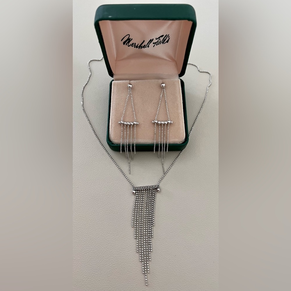 White gold necklace and earring set